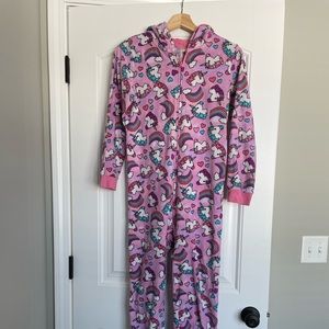 The Children’s Place Unicorn zip up/ Girls PJ w/hood/Pink/rainbow/hearts/size XL